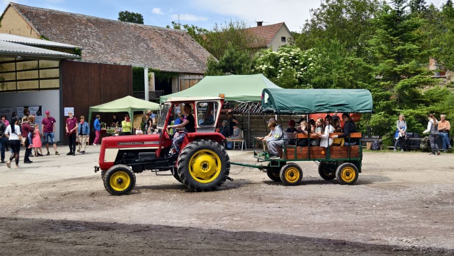 Farmářský den na Farmě Markových